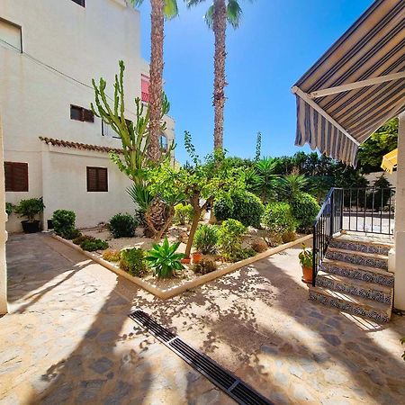 Residential With Pool, 500 Meters To The Beach Orihuela Ngoại thất bức ảnh